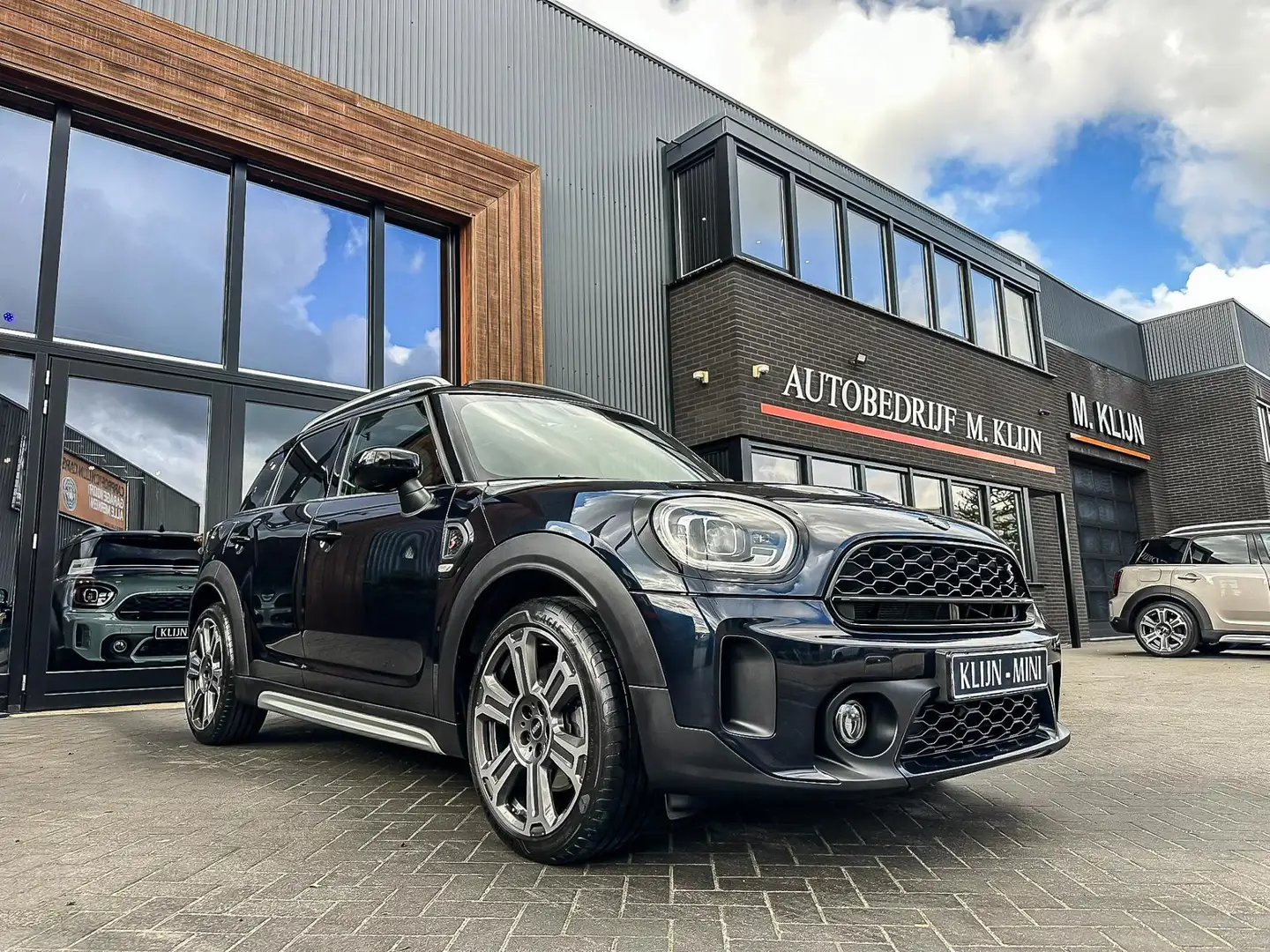 MINI Cooper S Countryman Mini 2.0 MINI Yours F1 aut 178pk/Trekhaak/Pano/Lou Zwart - 1