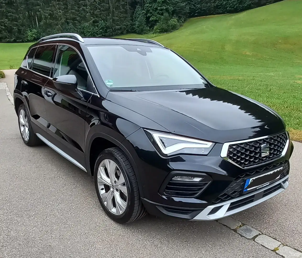 SEAT Ateca 1.5 TSI ACT DSG OPF Xperience Schwarz - 1