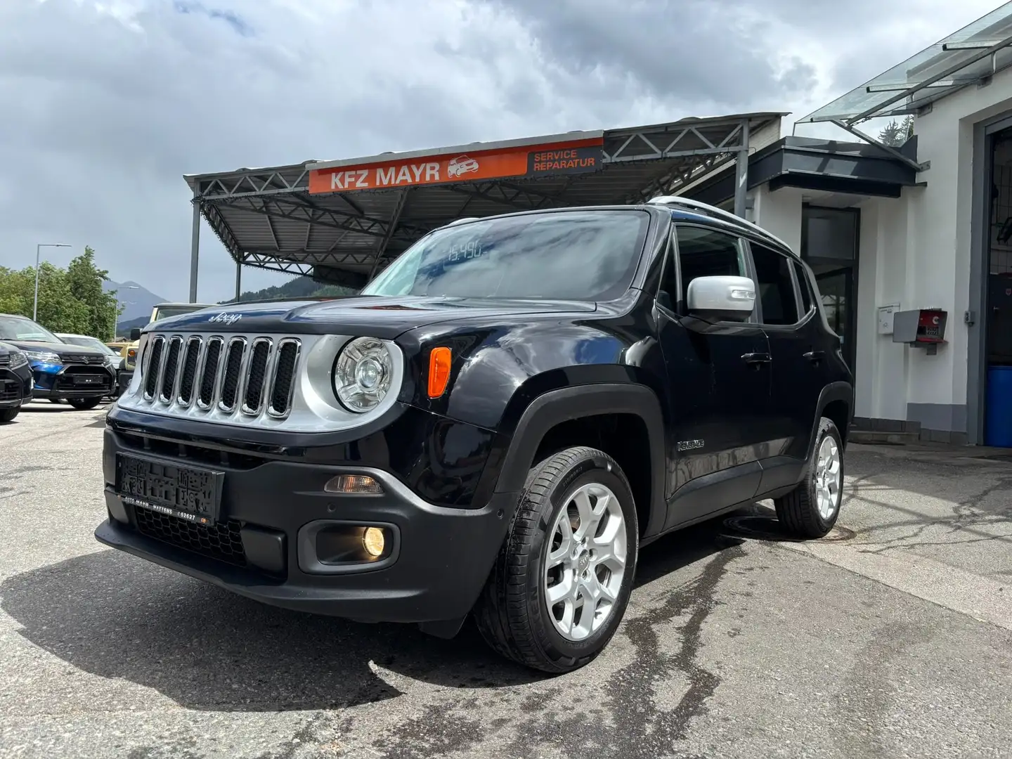 Jeep Renegade 2,0 MultiJet II 140 Limited AWD Schwarz - 1