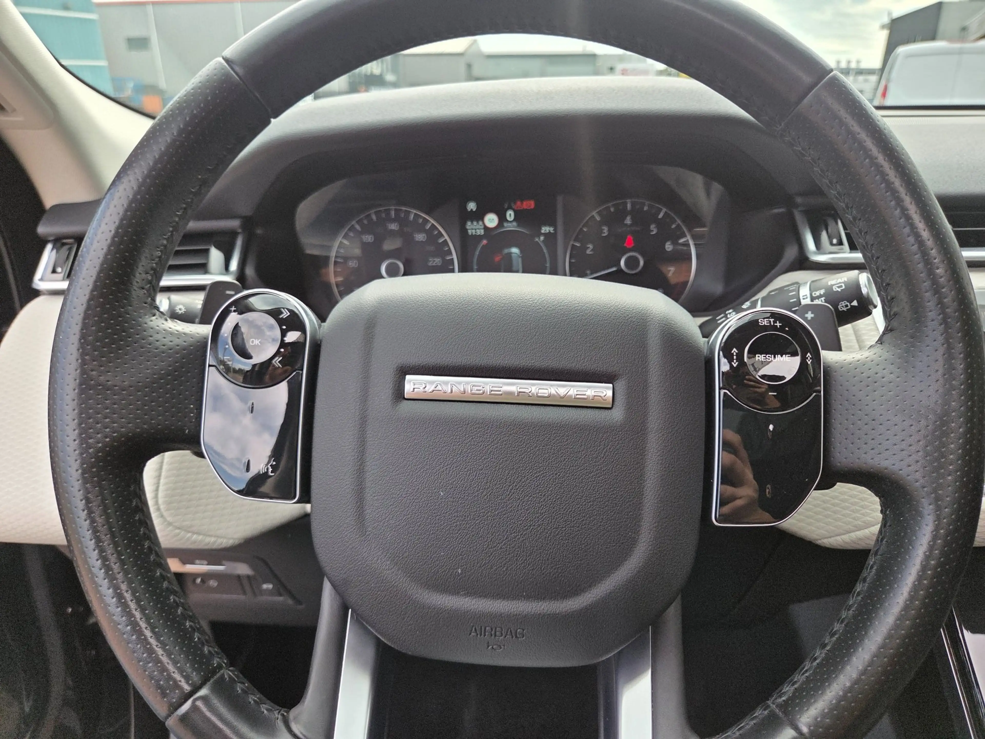 Land Rover Range Rover Velar 2.0 P250 All Black *ex BTW* Panorama * Camera * Ad — photo 13