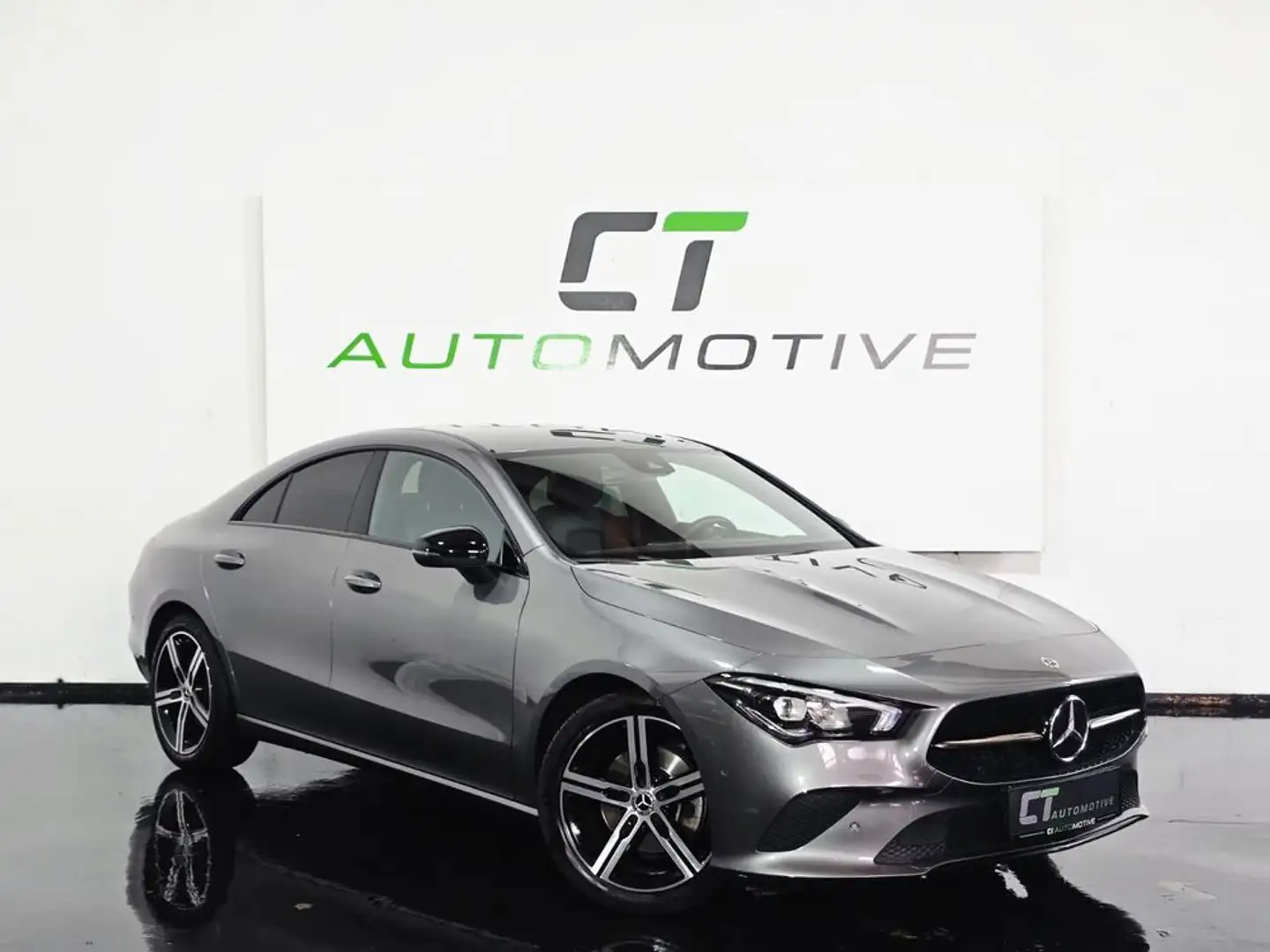 Mercedes-Benz CLA 200 D Coupe  Aut. *1 HAND*37.000KM* Grau - 1