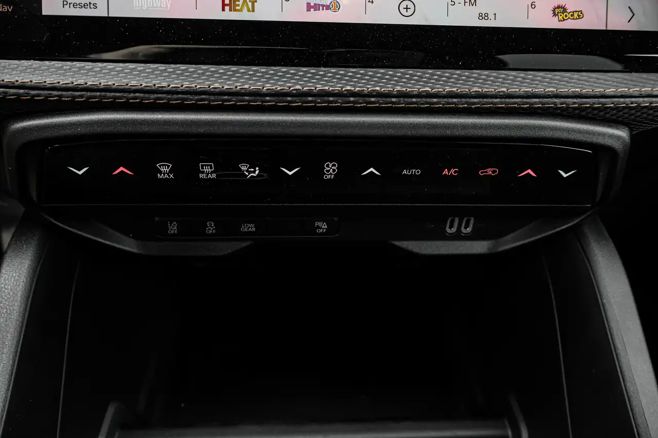 Jeep Cherokee снимка Jeep Cherokee