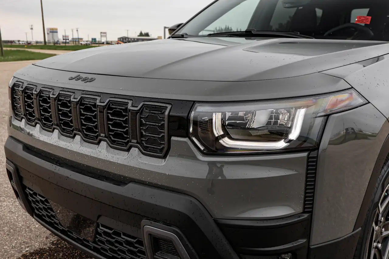 Jeep Cherokee снимка Jeep Cherokee