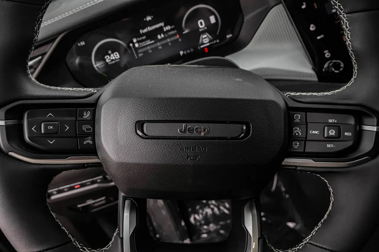 Jeep Cherokee снимка Jeep Cherokee