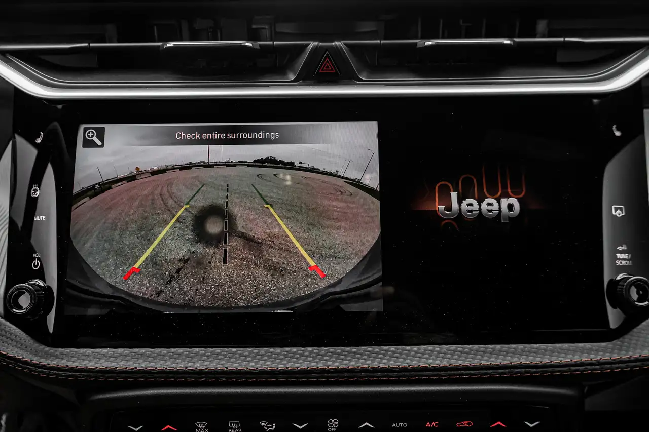 Jeep Cherokee снимка Jeep Cherokee