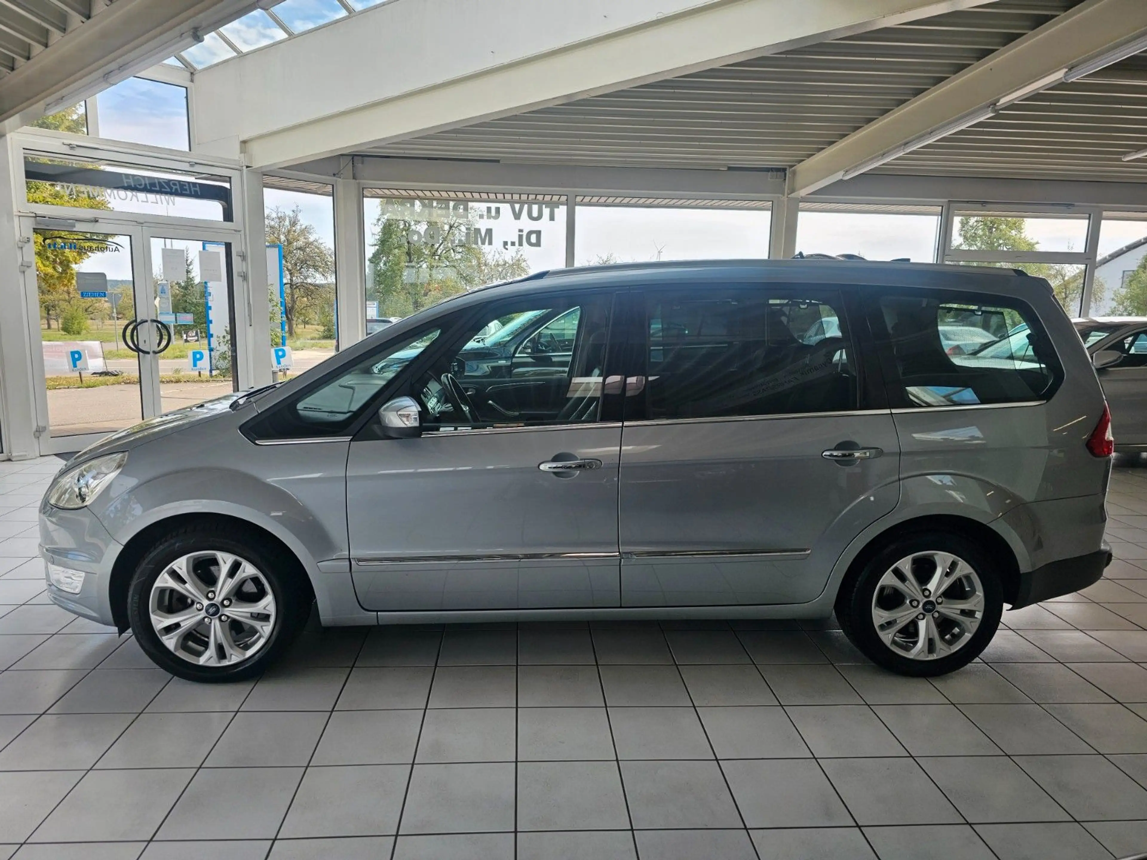 Ford Galaxy Titanium /7Sitzer /Teilleder/Panoramadach — photo 4