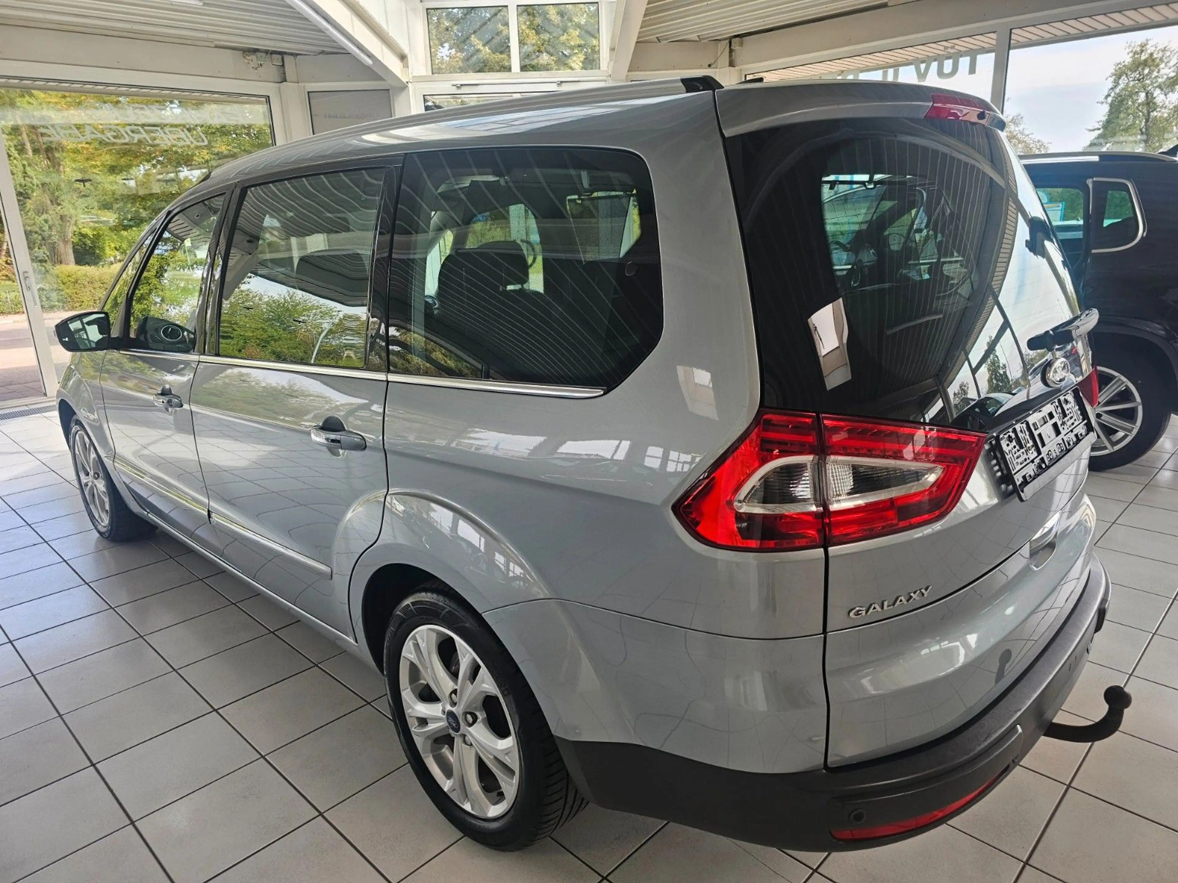 Ford Galaxy Titanium /7Sitzer /Teilleder/Panoramadach — photo 5