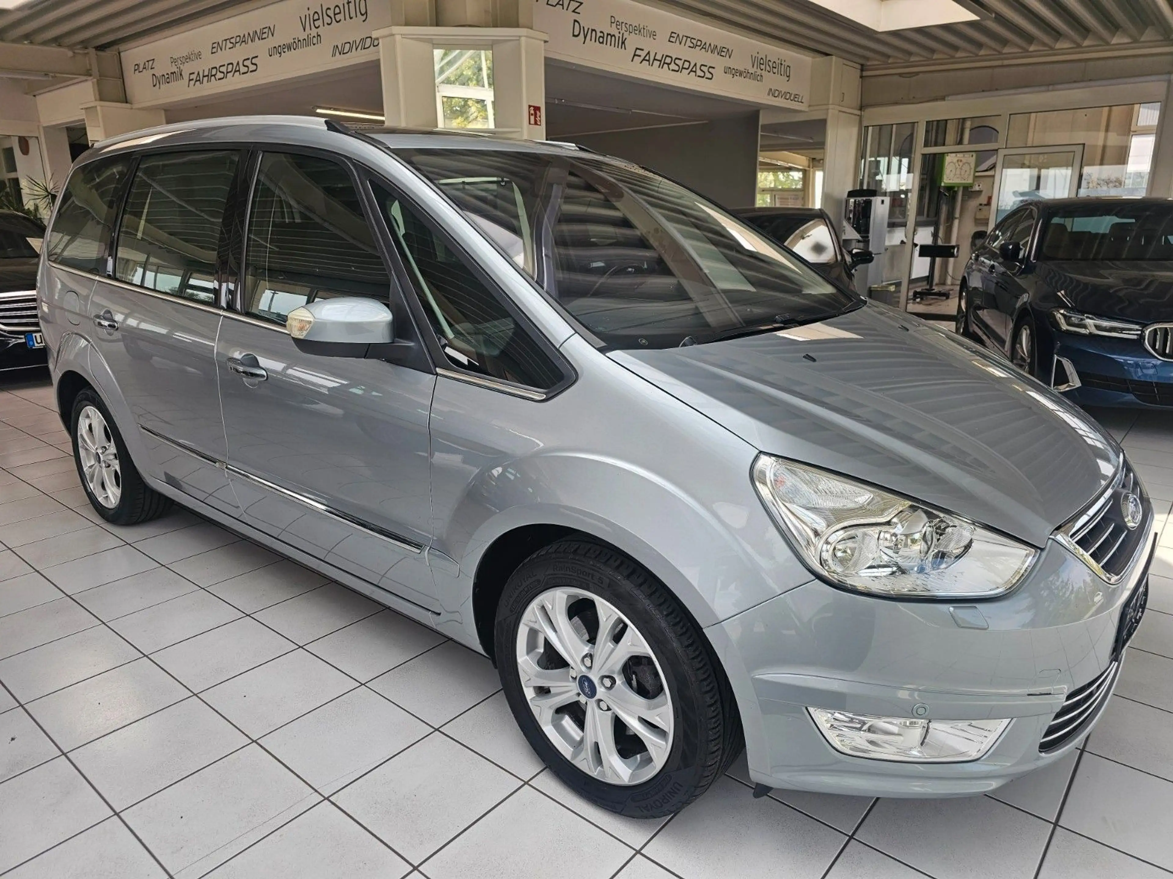 Ford Galaxy Titanium /7Sitzer /Teilleder/Panoramadach