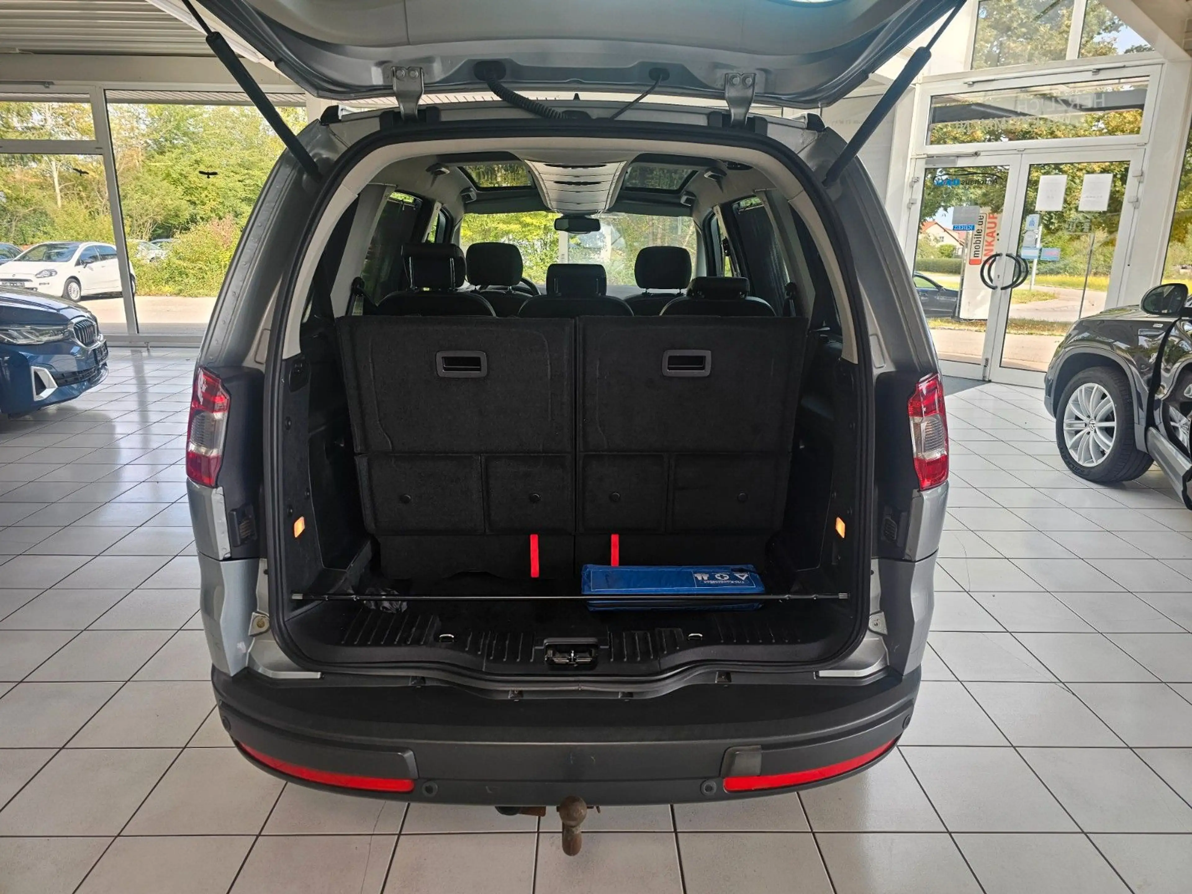 Ford Galaxy Titanium /7Sitzer /Teilleder/Panoramadach — photo 9