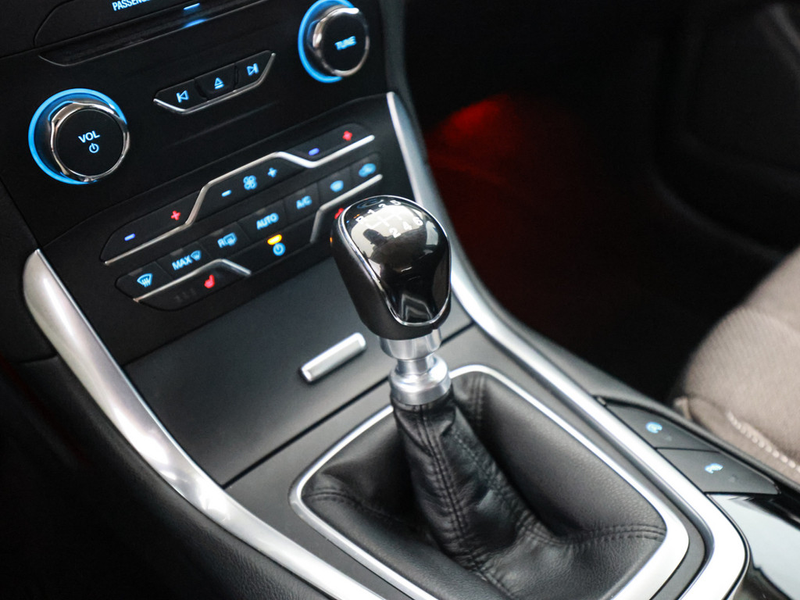 Ford S-Max Titanium 2.0l EcoBlue — photo 13