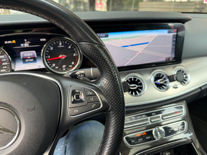 Mercedes-Benz E 220 E220d Avantgarde/PanoD/HUP/Kamera/Burmester — photo 8