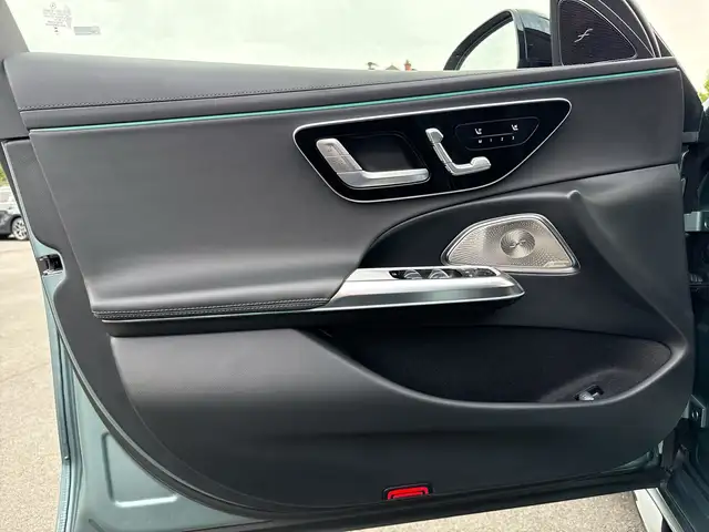 Mercedes-Benz E 53 AMG Hybrid 4MATIC T-Modell Totw Wide LED Ansicht 11