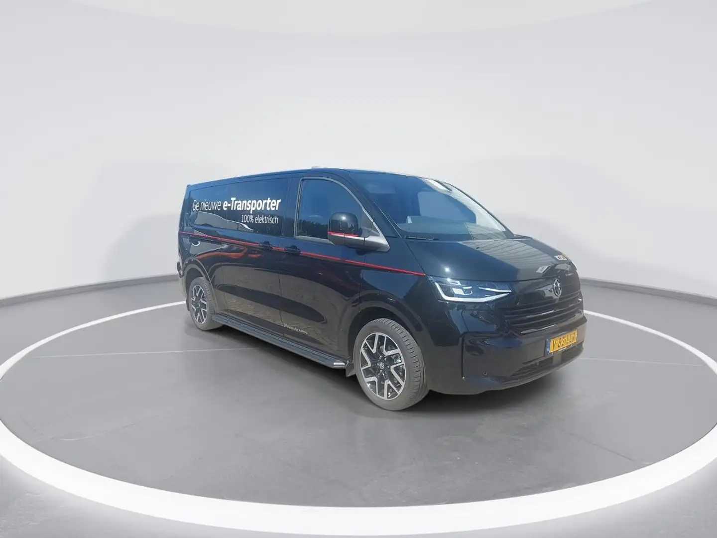 Volkswagen Transporter e-Transporter 32 L2H1 Bulli 64 kWh Noir - 2