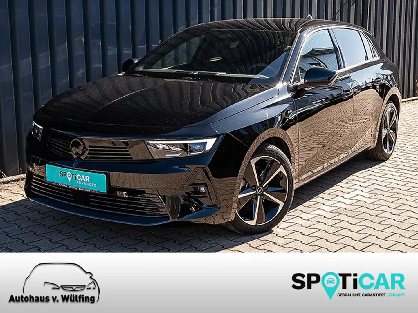 Opel Astra Lim. 5T. GS Line Automatik +GEPFLEGTER WERKSWAGEN+ Schwarz - 1