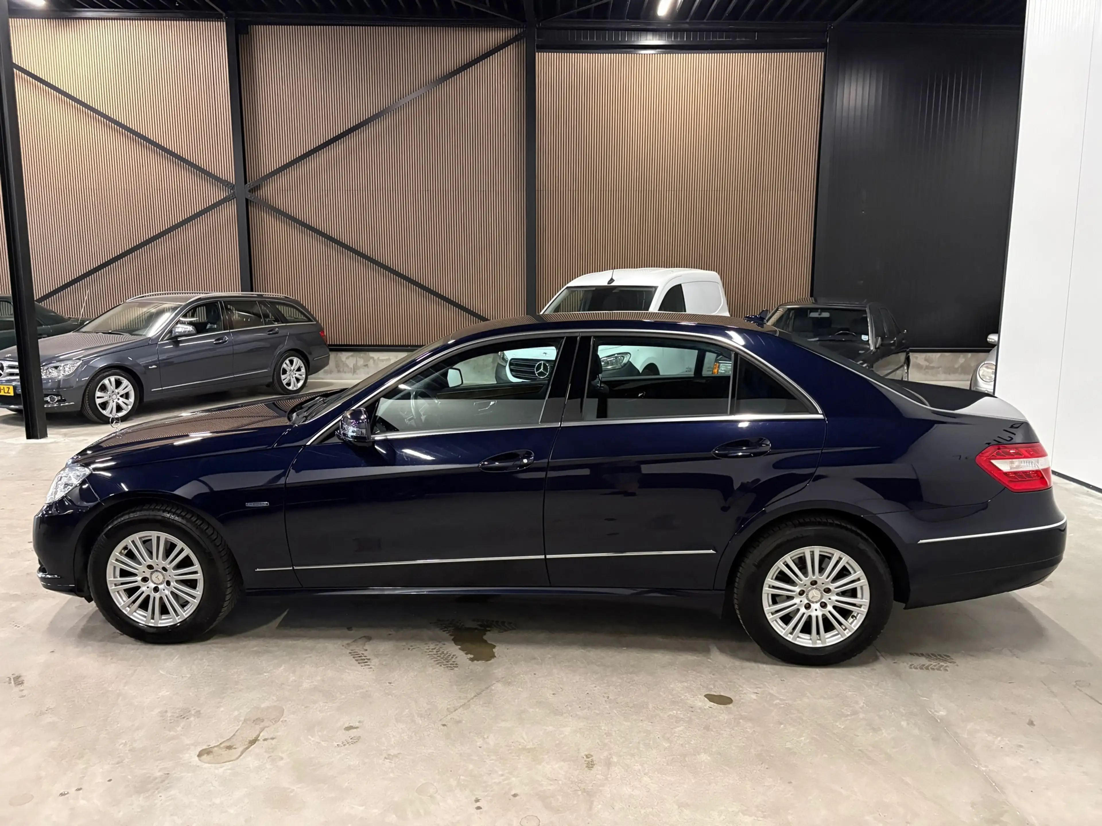 Mercedes-Benz E 250 CGI Elegance Automaat 1e Eigenaar — photo 2