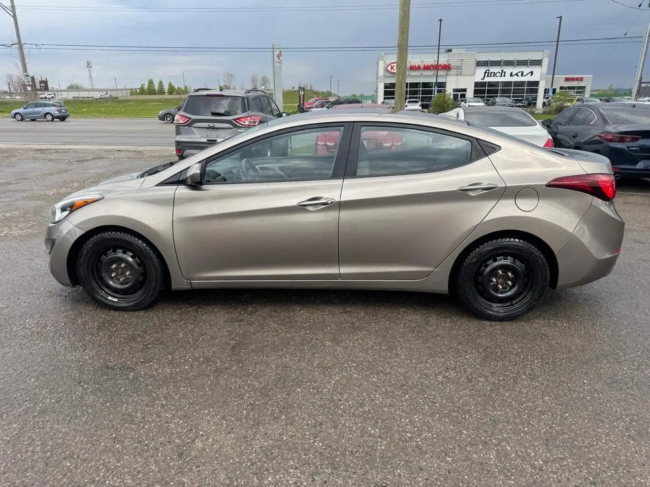 Hyundai ELANTRA снимка Hyundai ELANTRA