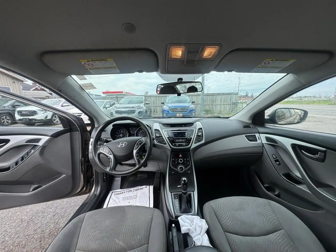 Hyundai ELANTRA снимка Hyundai ELANTRA
