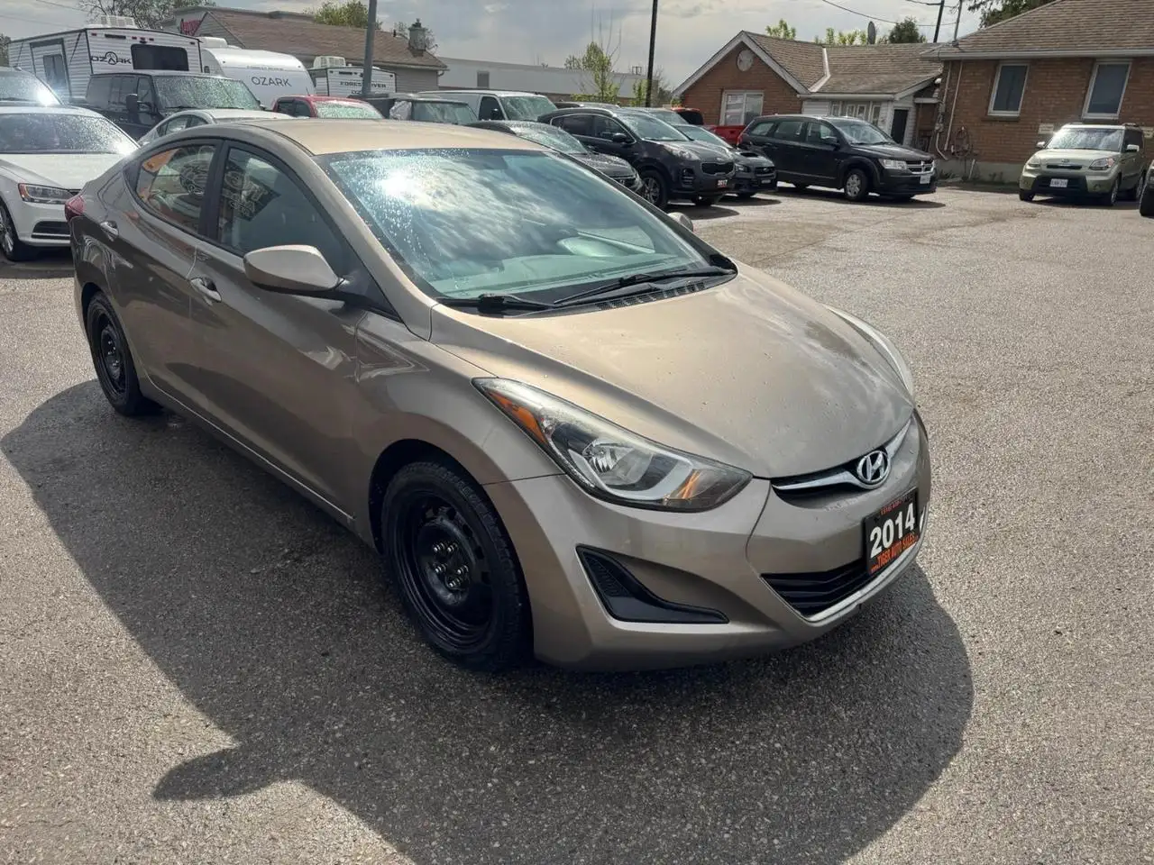 Hyundai ELANTRA снимка Hyundai ELANTRA
