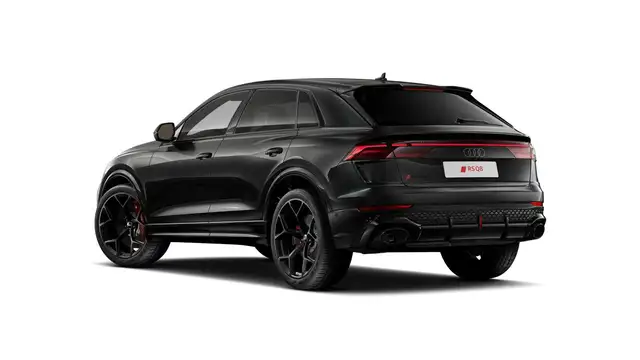 Audi Q8 view 7