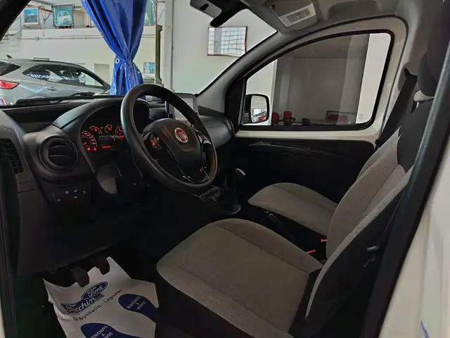 Fiat Fiorino view 2