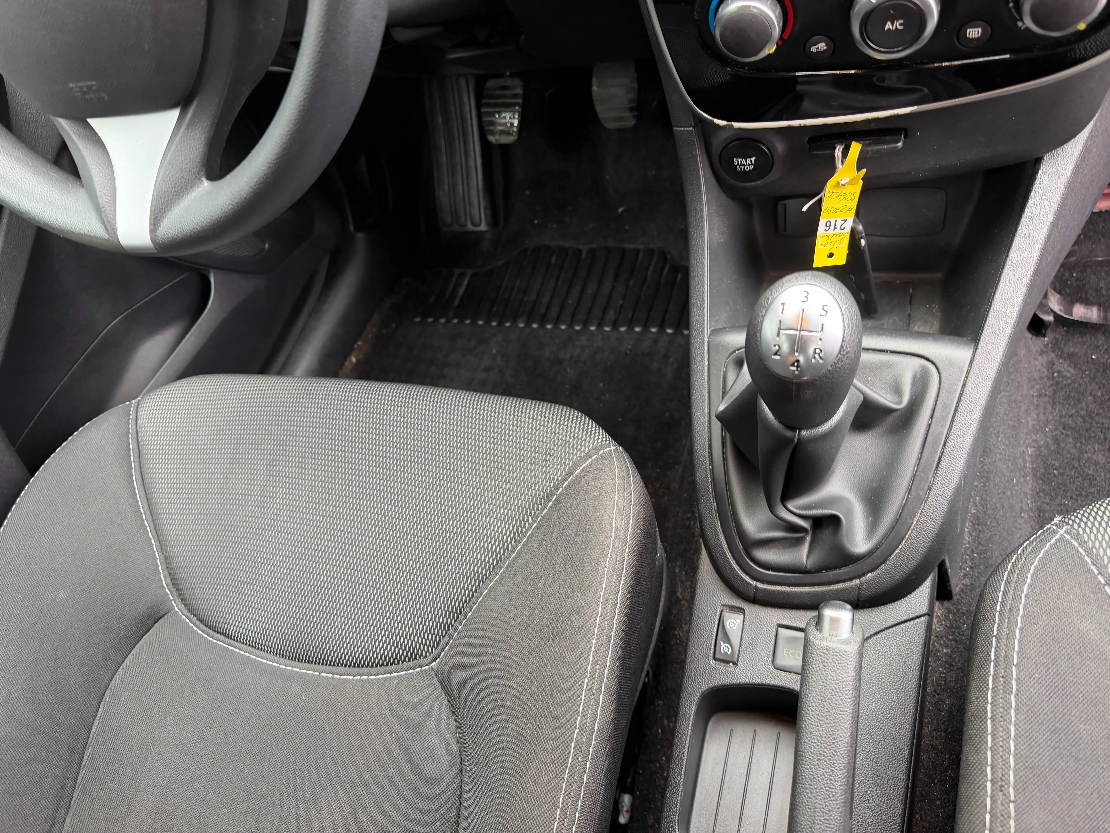 Renault Clio 0.9 TCe+AIRCO+NAVI+EURO 6B — photo 12