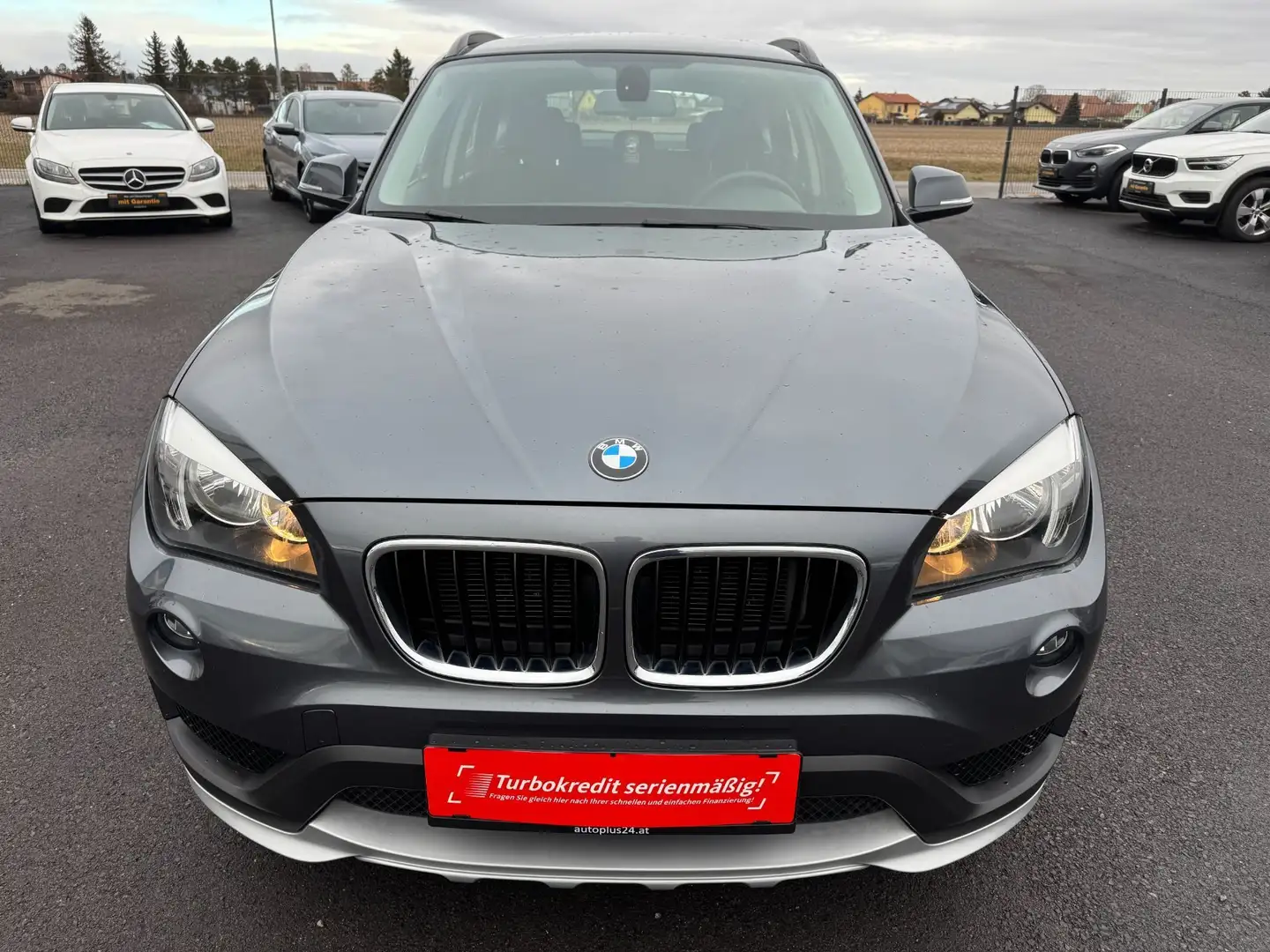 BMW X1 sDrive16d Österreich Paket Grau - 2