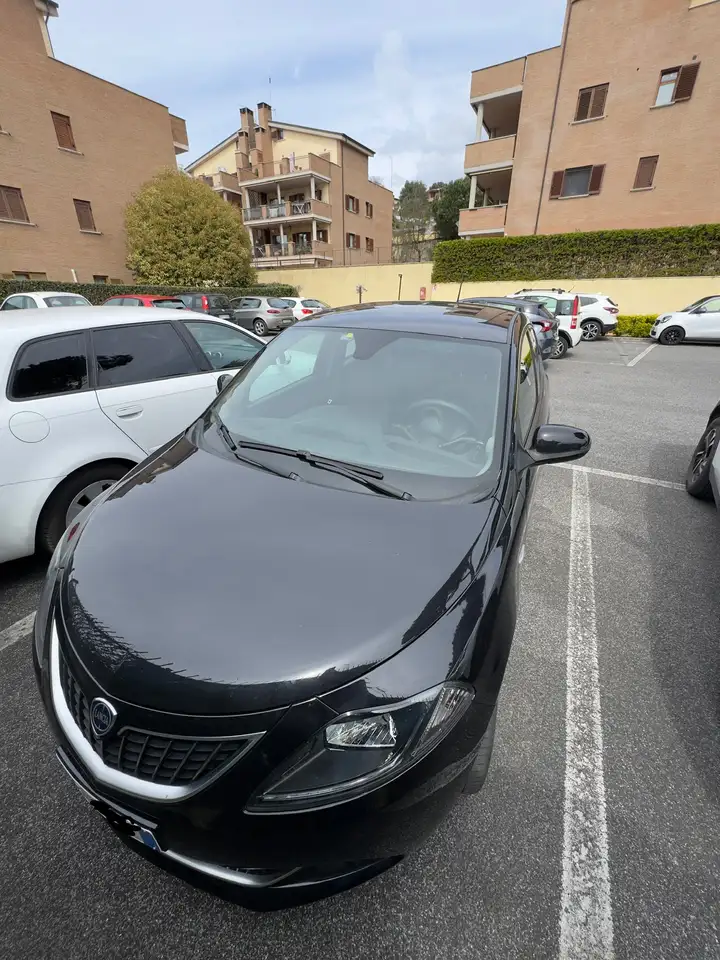 Lancia Ypsilon 2022