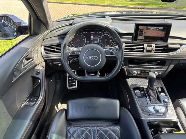 Audi A6 view 9