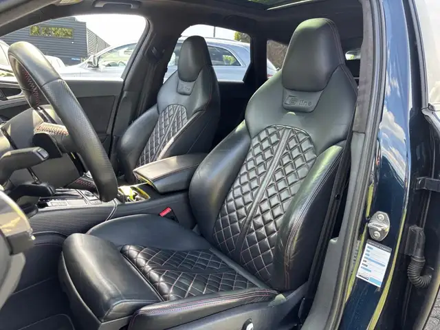 Audi A6 view 12