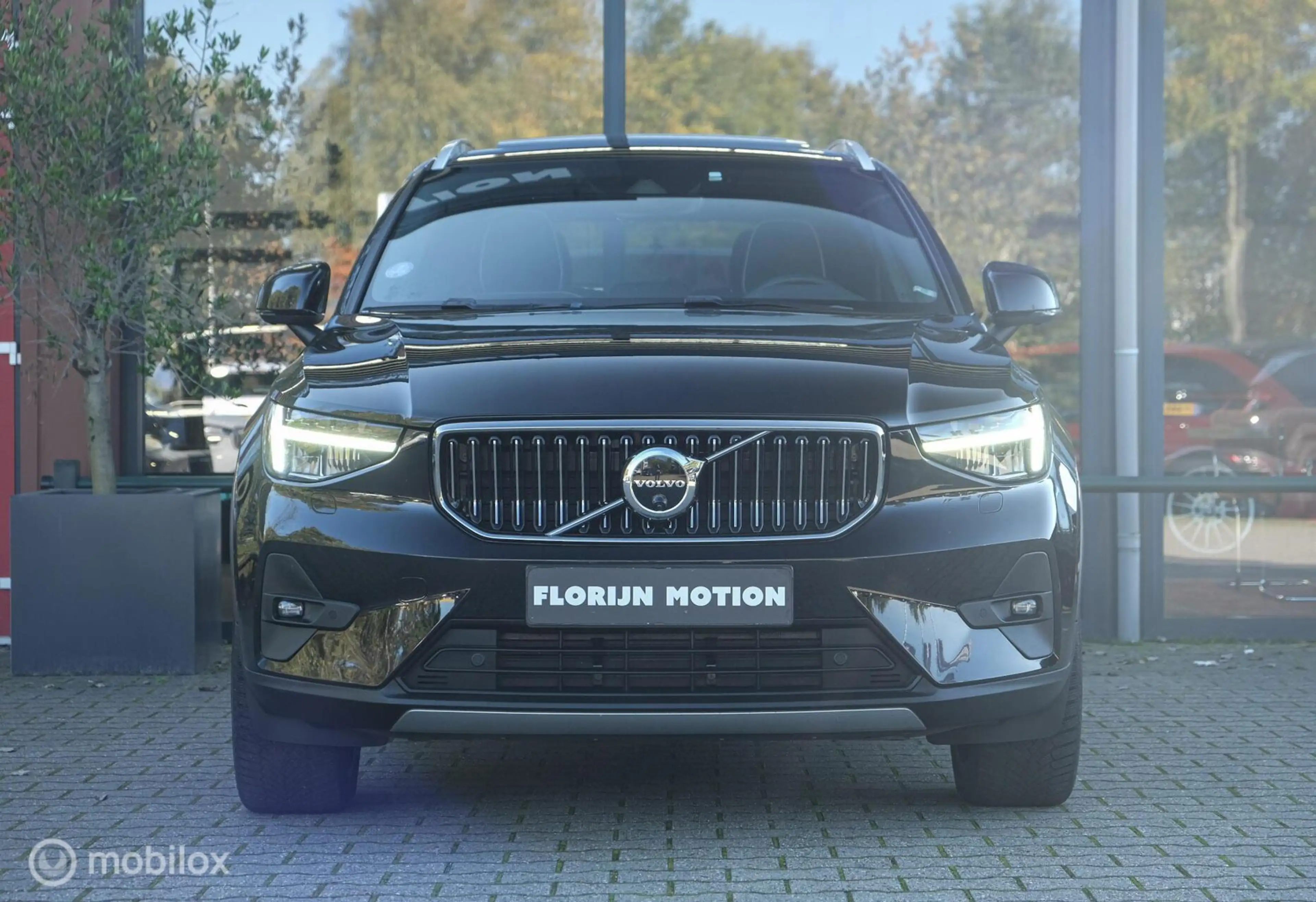 Volvo XC40 1.5 T5 Plug-in hybrid Ultimate Bright | Pano | Har — photo 5
