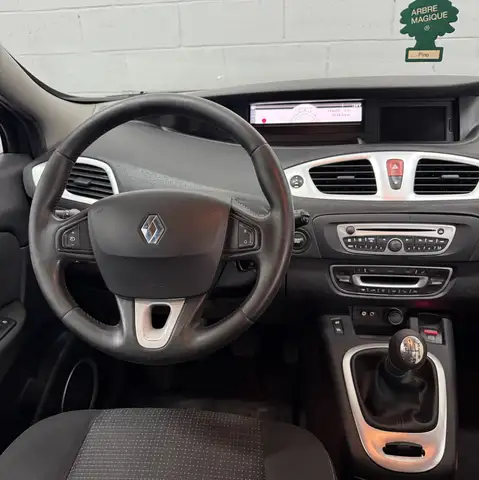 Renault Scenic view 8