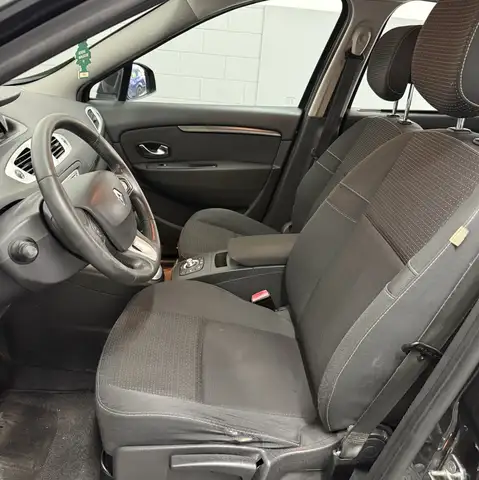 Renault Scenic view 9