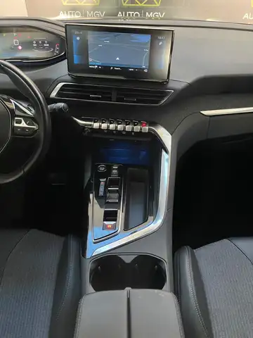 Peugeot 5008 view 13
