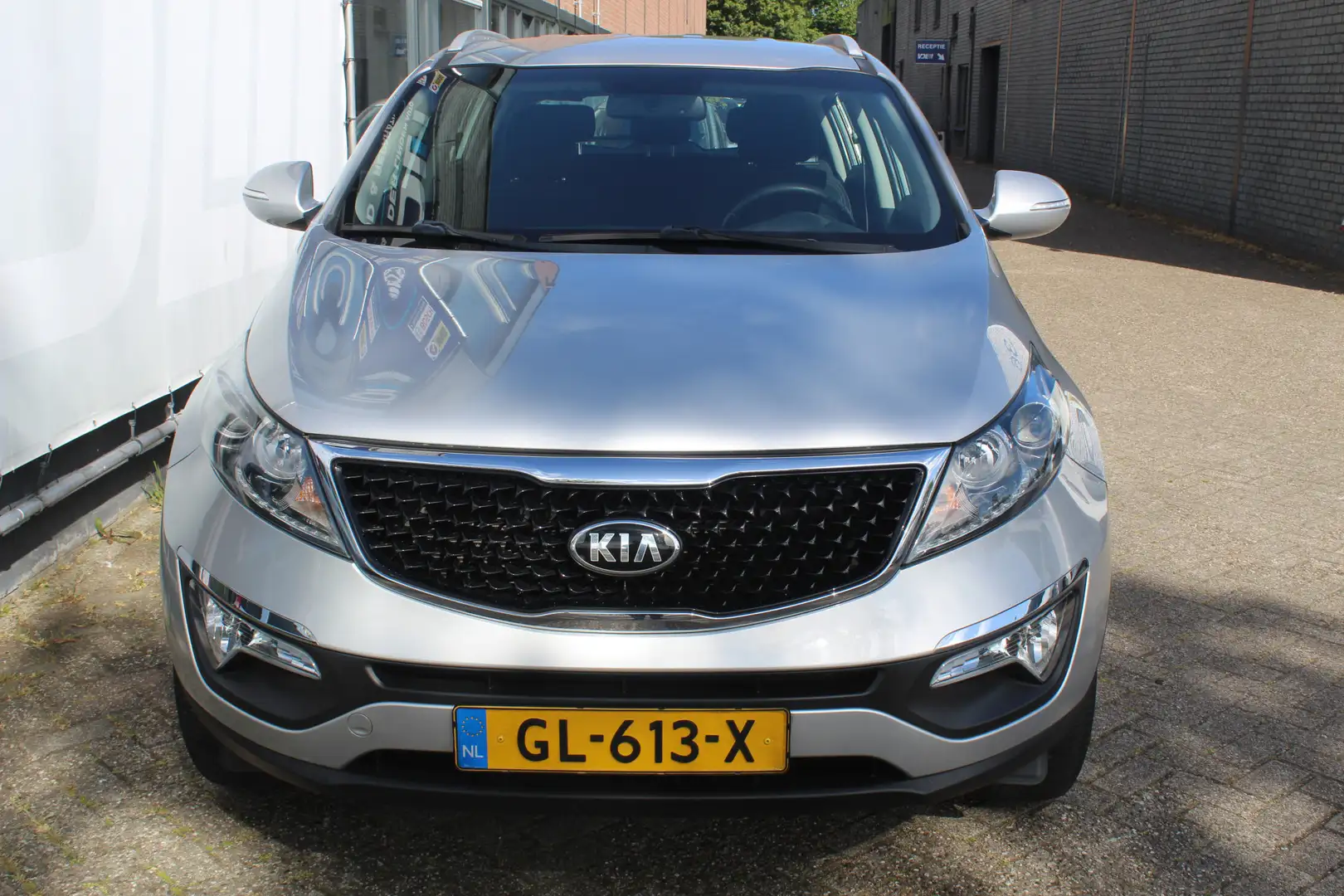 Kia Sportage 1.6 GDI DynamicLine Airco l Board computer l Cruis Grijs - 2
