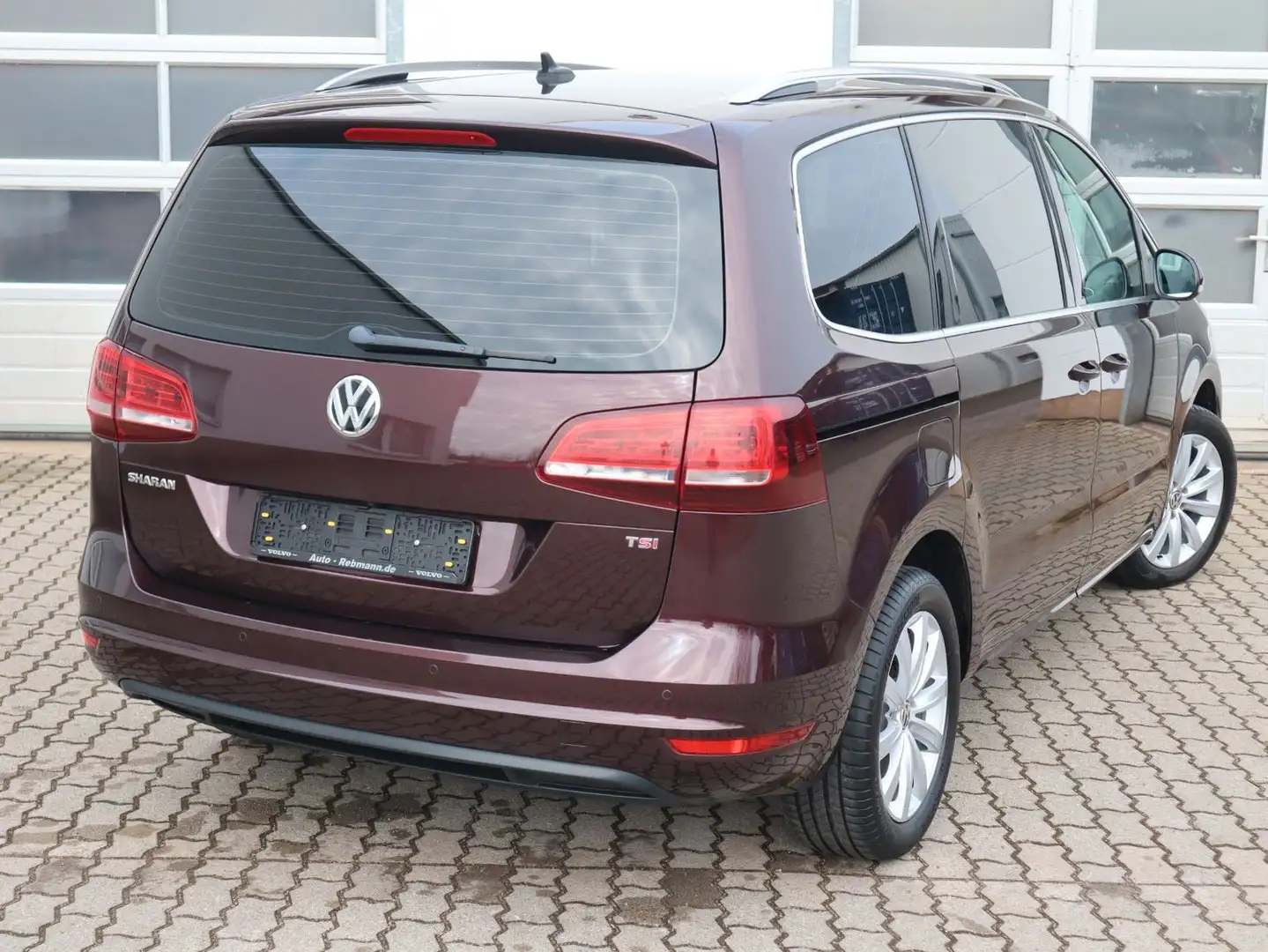 Volkswagen Sharan Highline 1.4TSI Aut.*Bi-Xenon*Leder Rot - 2