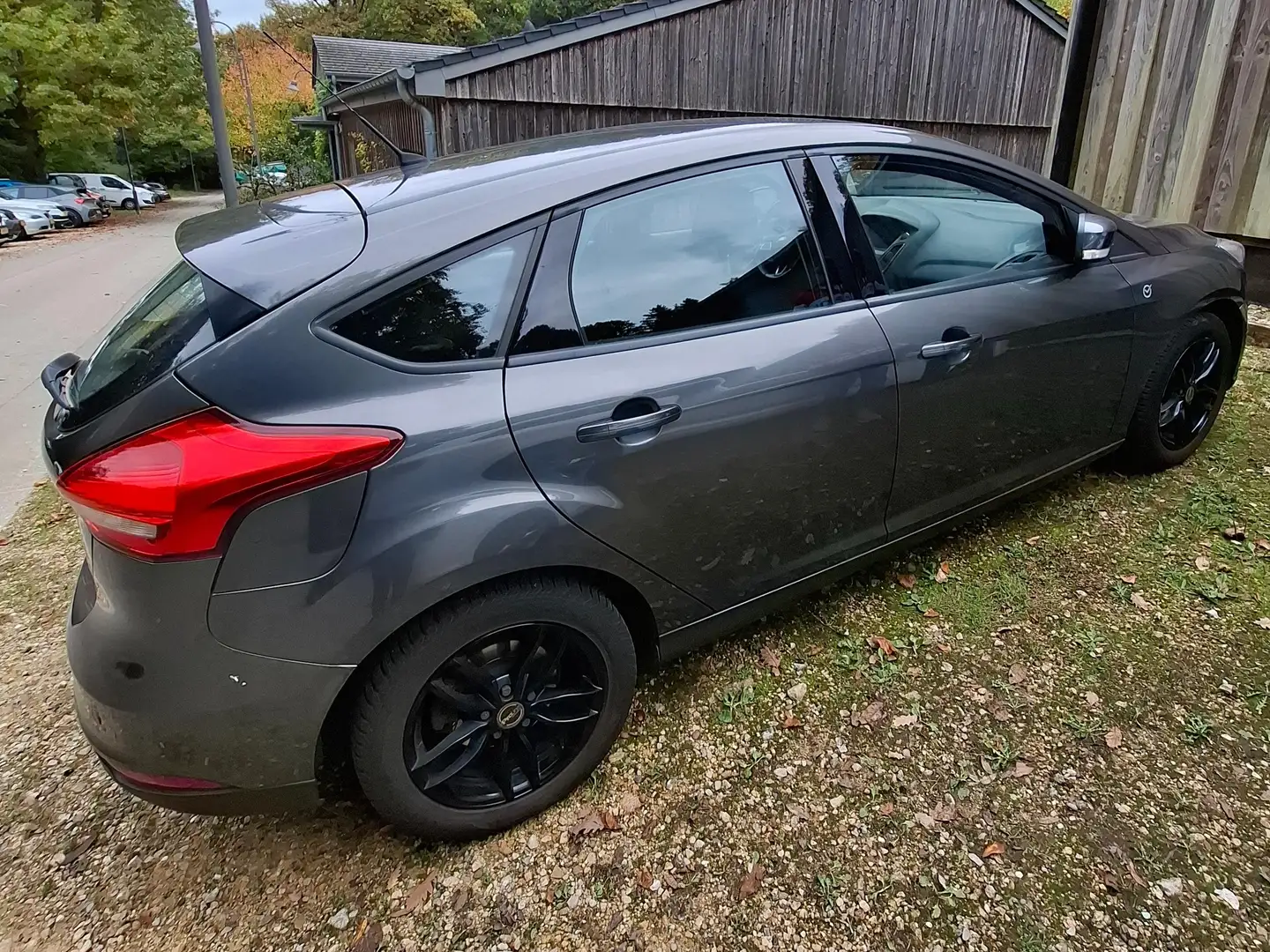Ford Focus Focus 1.5 ystem Titanium Gris - 2