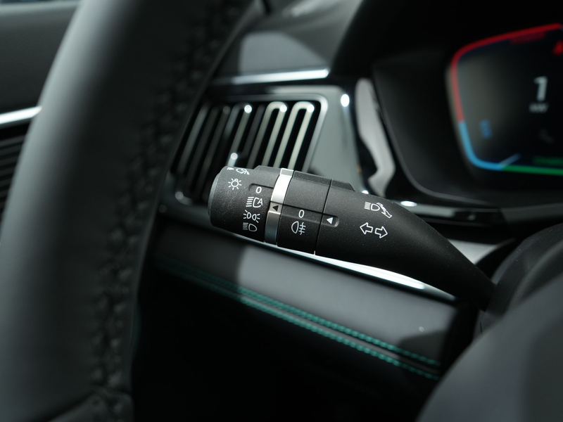 BYD Seal U 1.5 T DM-I 323PK AWD DESIGN | 1300 kg trekgewicht — photo 48