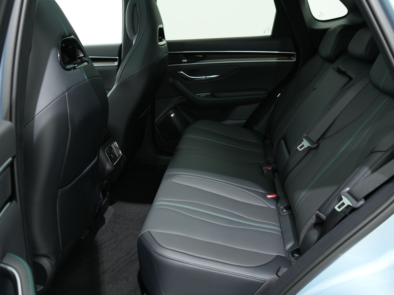 BYD Seal U 1.5 T DM-I 323PK AWD DESIGN | 1300 kg trekgewicht — photo 42