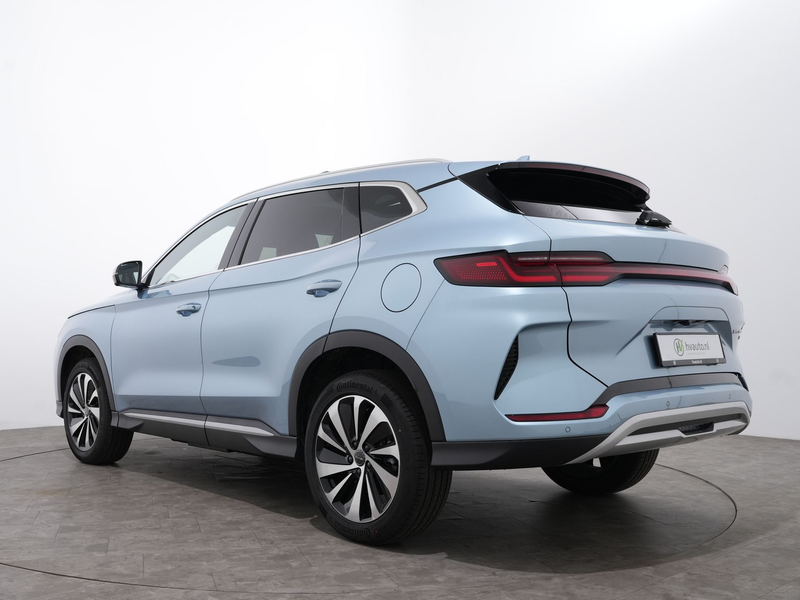 BYD Seal U 1.5 T DM-I 323PK AWD DESIGN | 1300 kg trekgewicht — photo 3