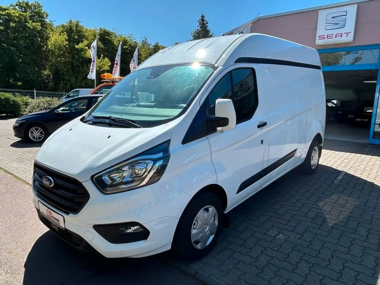 Ford Transit Custom Kasten 300 L2 H2 Klima PDC Navi Weiß - 1