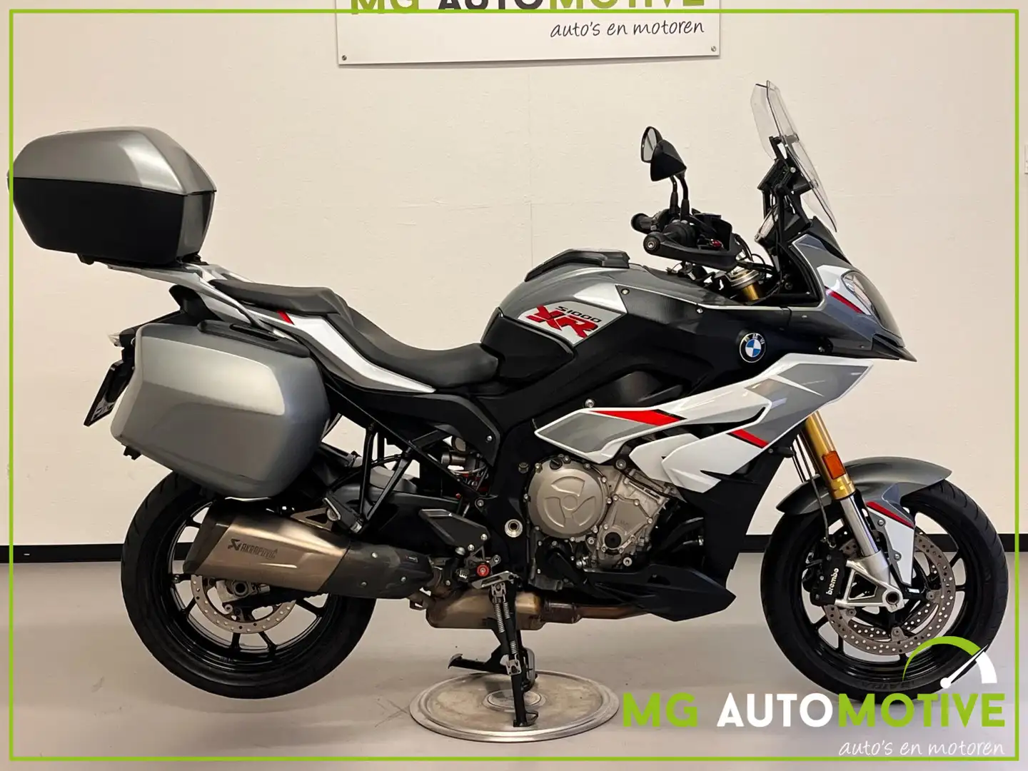 BMW S 1000 XR | S1000XR | Cruise | ESA | ABS | Akrapovic | Quick Bianco - 2