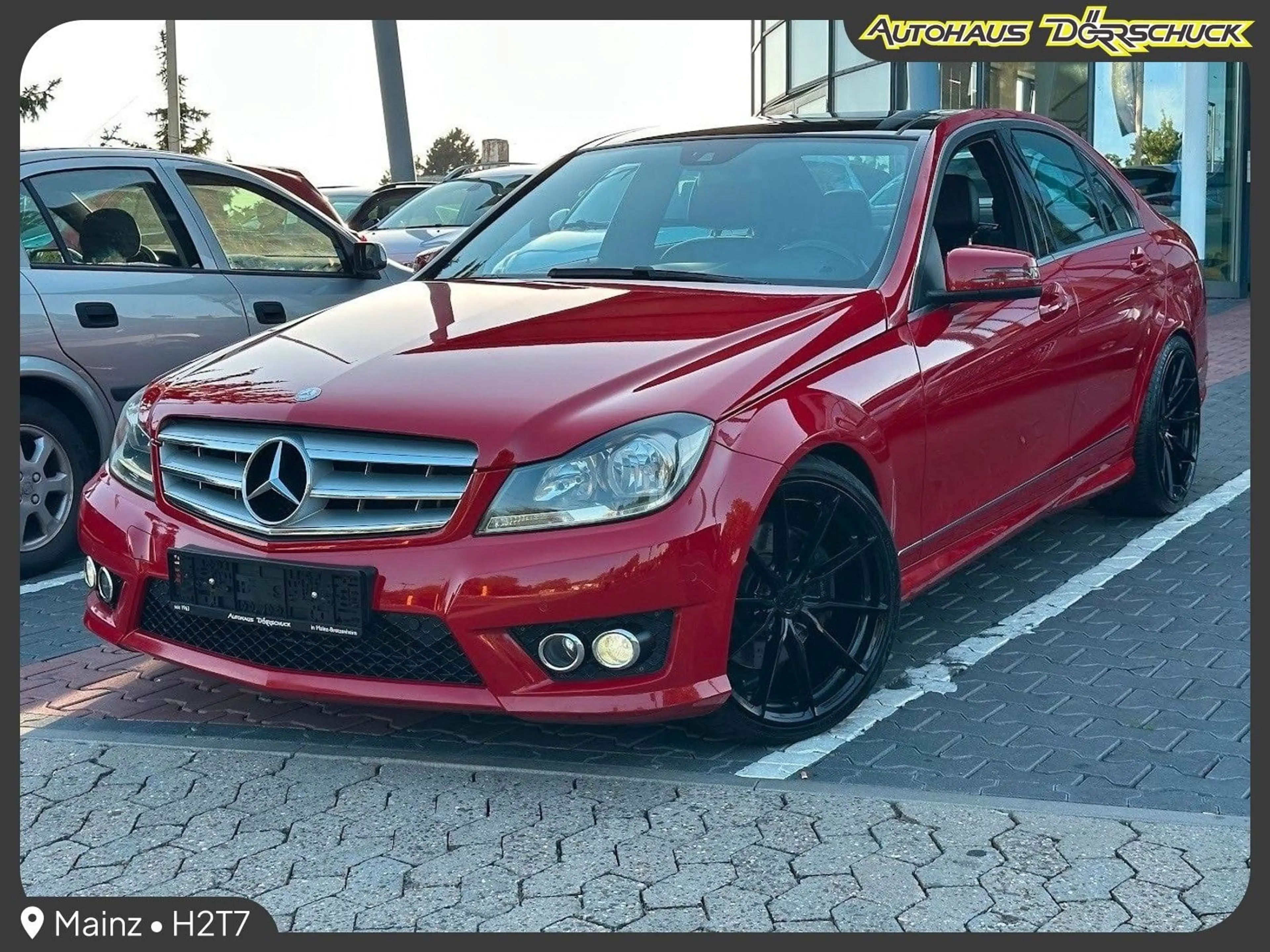 Mercedes-Benz C 350 Avantgarde AMG 4x4. PANO. NAVI. AHK