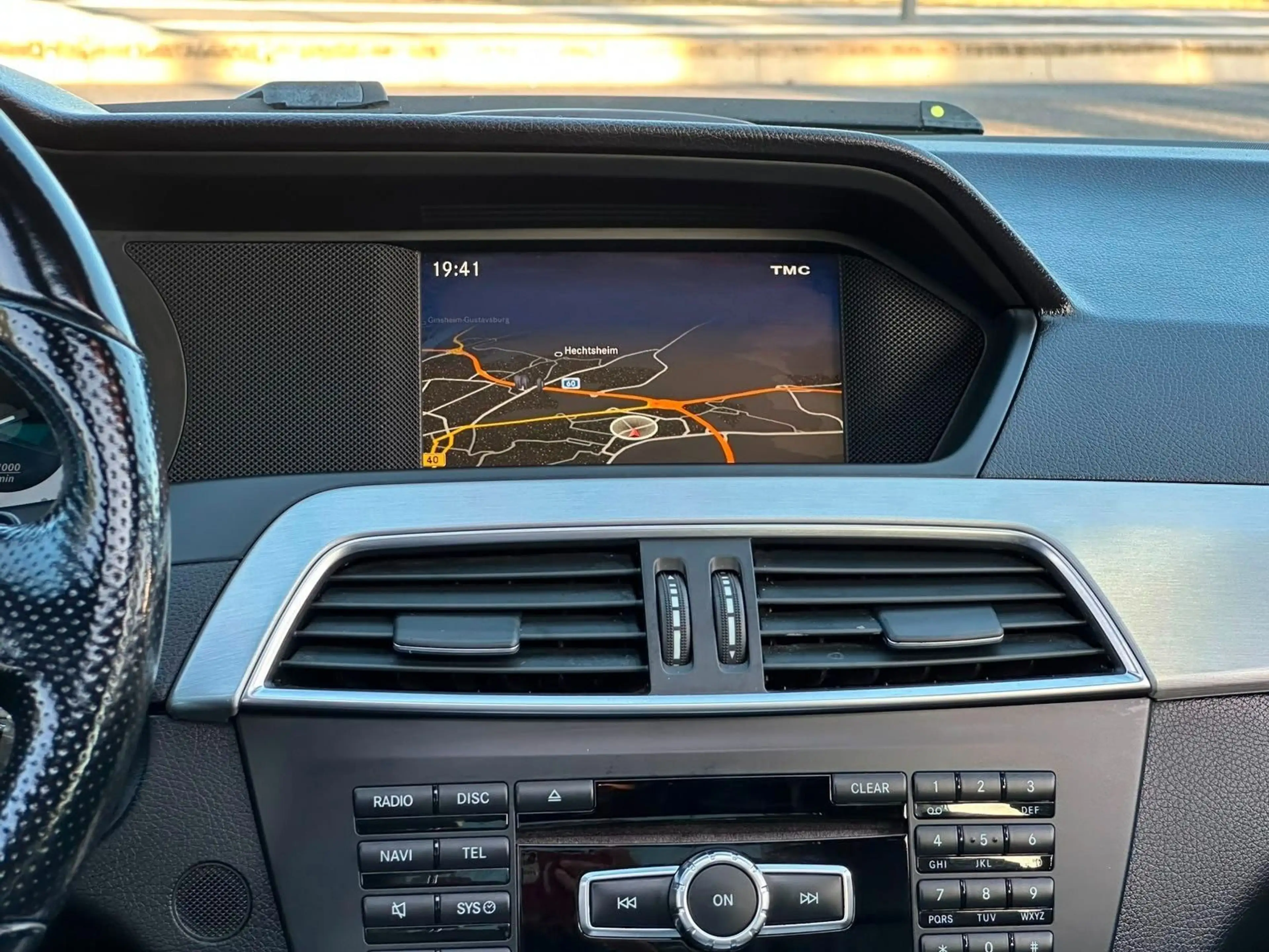 Mercedes-Benz C 350 Avantgarde AMG 4x4. PANO. NAVI. AHK — photo 12