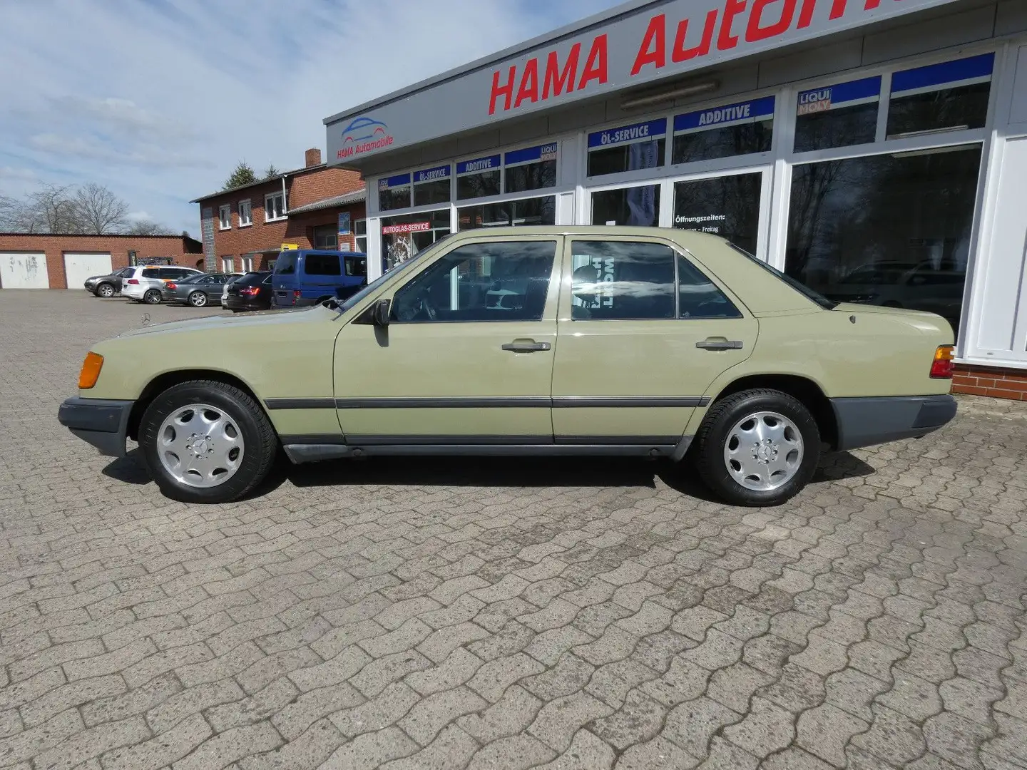 Mercedes-Benz 260 E*ORIGNAL ZUSTANDT*SERVO*GUTER ZUSTANDT* Yeşil - 2