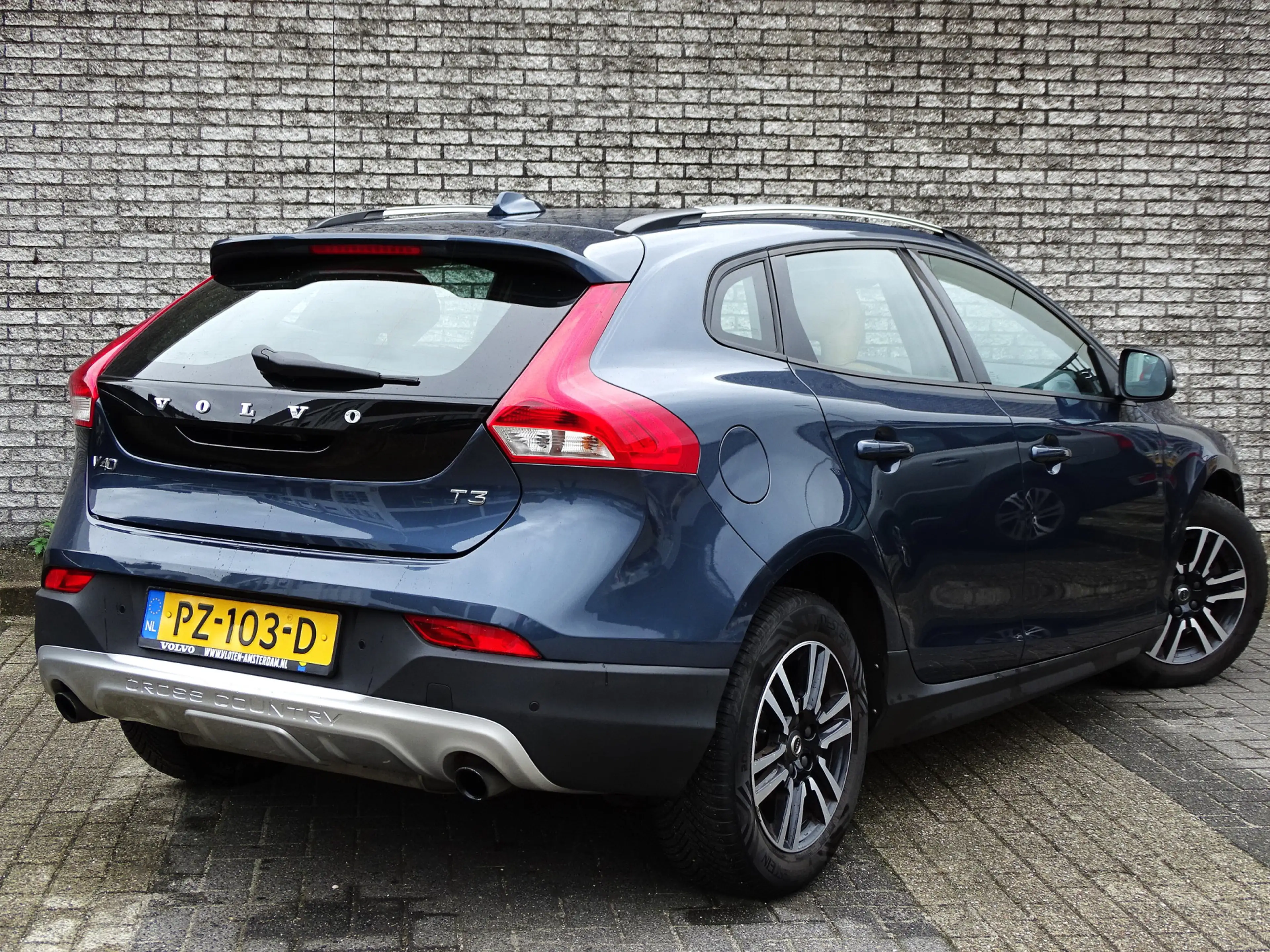 Volvo V40 Cross Country 1.5 T3 Nordic+ | leder | afn trekhaak | adap cruis — photo 7