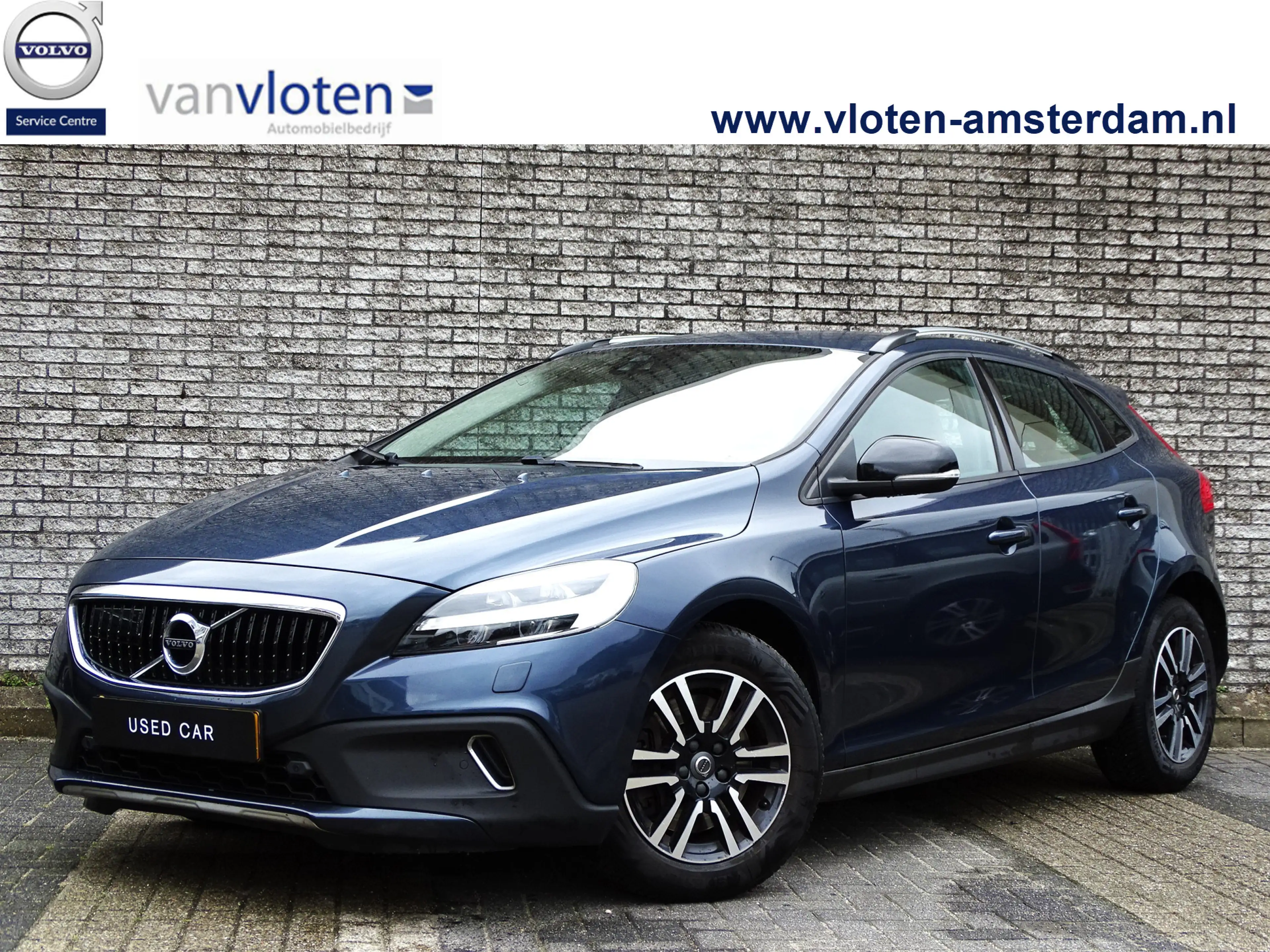 Volvo V40 Cross Country 1.5 T3 Nordic+ | leder | afn trekhaak | adap cruis