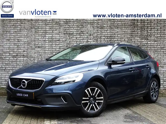 Volvo V40 Cross Country 1.5 T3 Nordic+ | leder | afn trekhaak | adap cruis