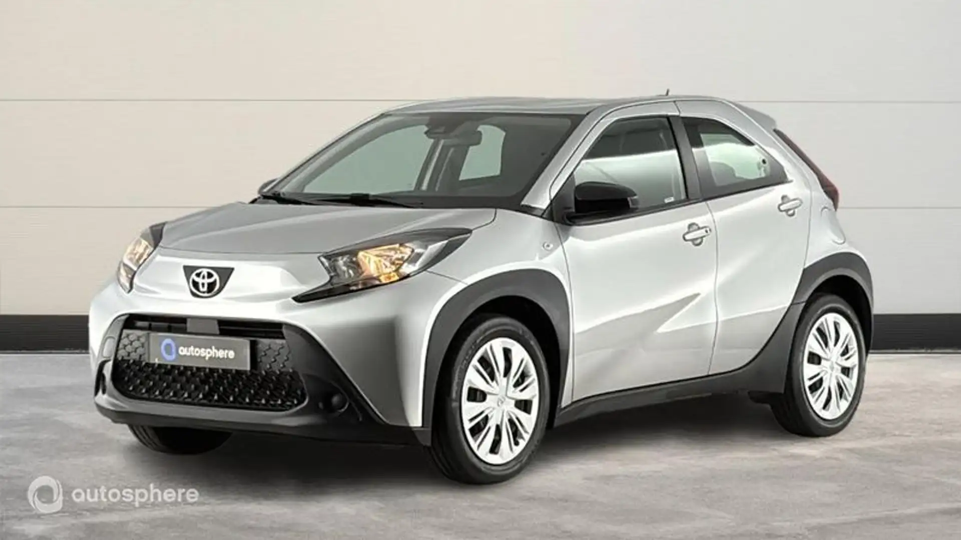 Toyota Aygo X 1.0 VVT-i 72ch Dynamic S-CVT - 1