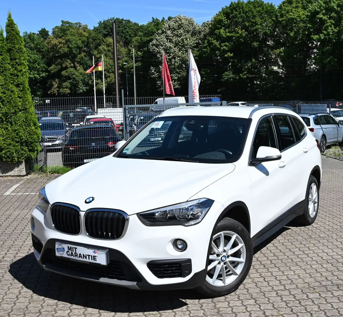 BMW X1 sDrive18 i Advantage Navi 2x PDC 2.Hd Mod2017 Blanc - 2