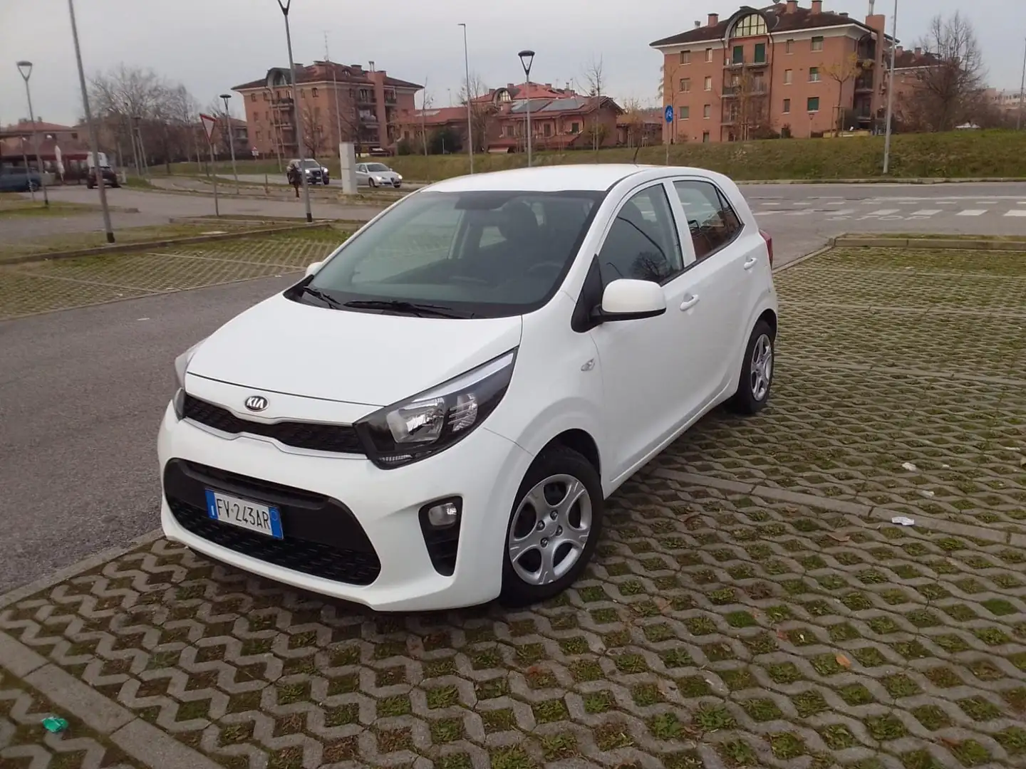 Kia Picanto Picanto 1.0 Active bluetooth Bianco - 1